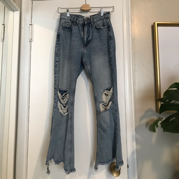 BDG Jeans - Picture 2 of 2